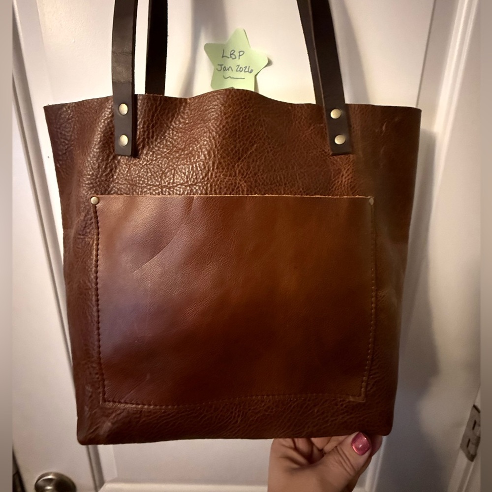 TWO-TEXTURED NUTMEG medium Classic tote - Portland Leather - EUC